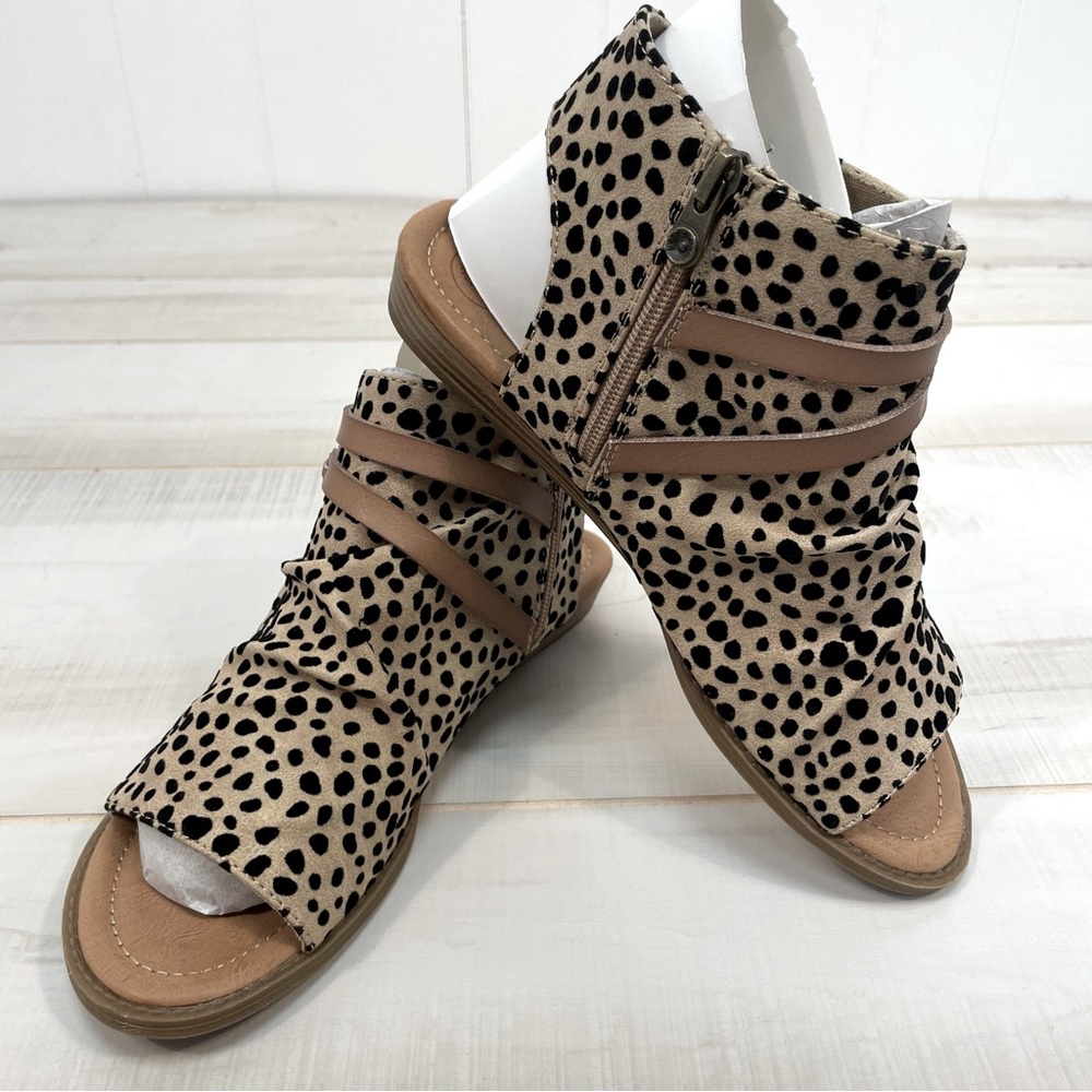 NIB Blowfish Malibu Blumoon Sand Pixie Leopard Vegan Sandals, Sz 8